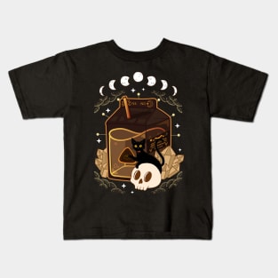 Halloween juice Witch Black Cat Witchcraft and Wizardry Kids T-Shirt